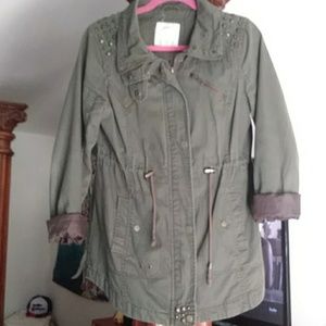 Denim & Co. Olive Green lightweight jacket
